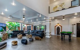 Tucheland Luxury Pool Villa Pattaya Walking Street 7 Bedrooms